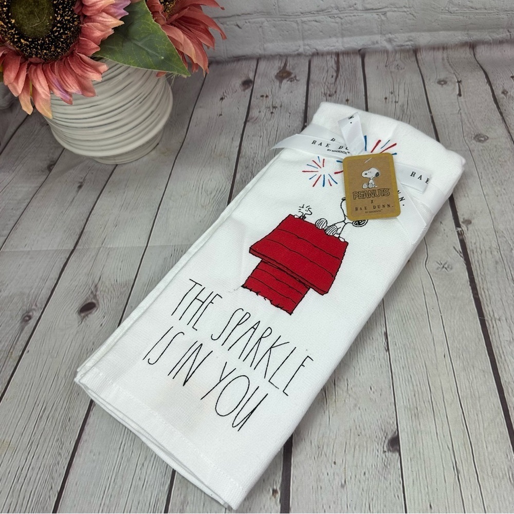 NWT Rae Dunn White & Peanuts collaboration kitchen Towel the sparkle is in you